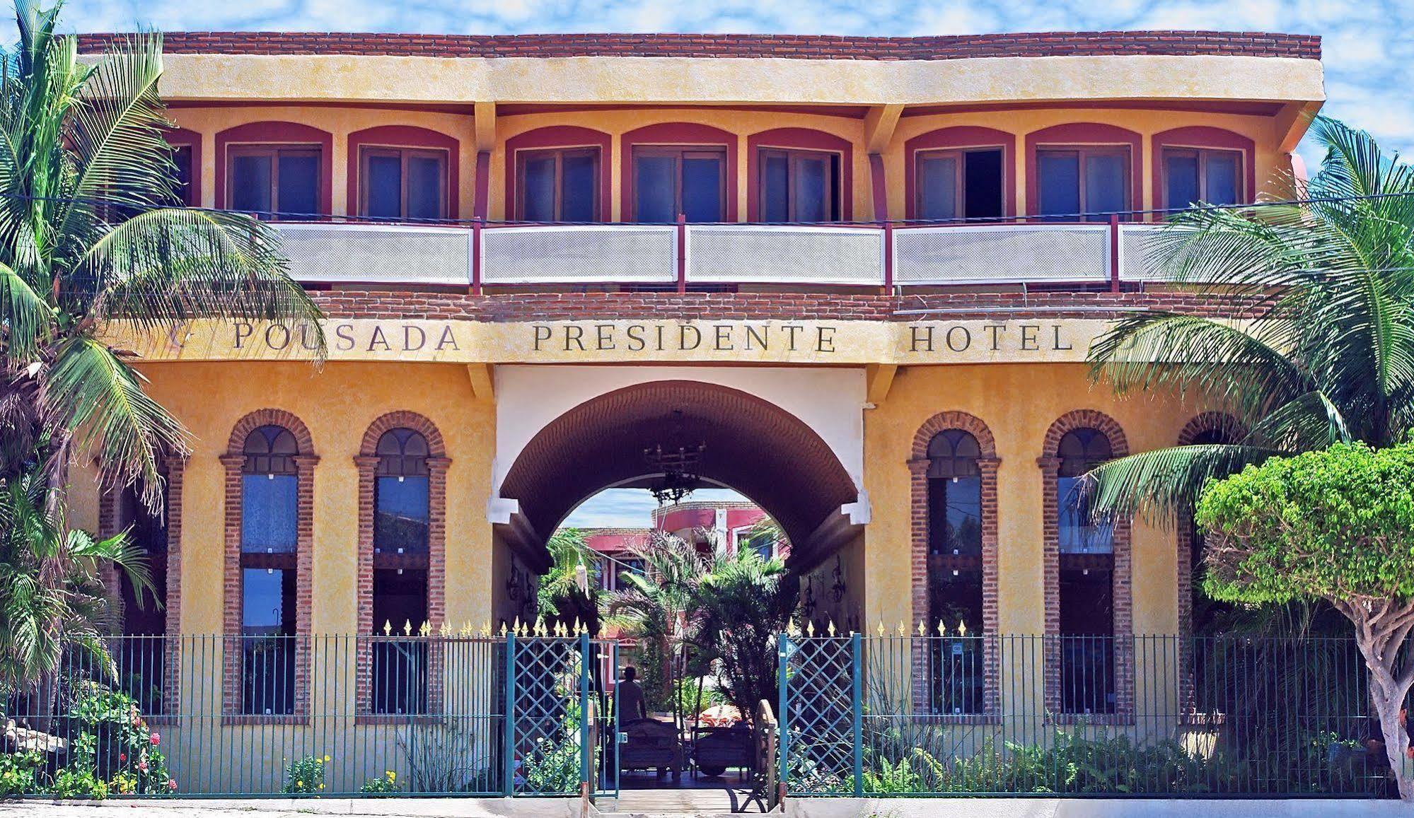 Pousada Presidente Hotel Canoa Quebrada Bagian luar foto